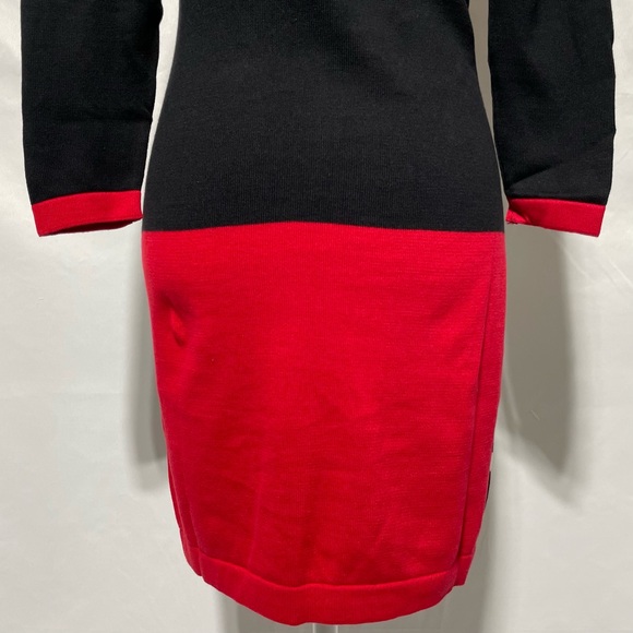 New Area Stars Color Block Stripe Mini Sweater Dress Black White Red Size Small - Picture 13 of 16